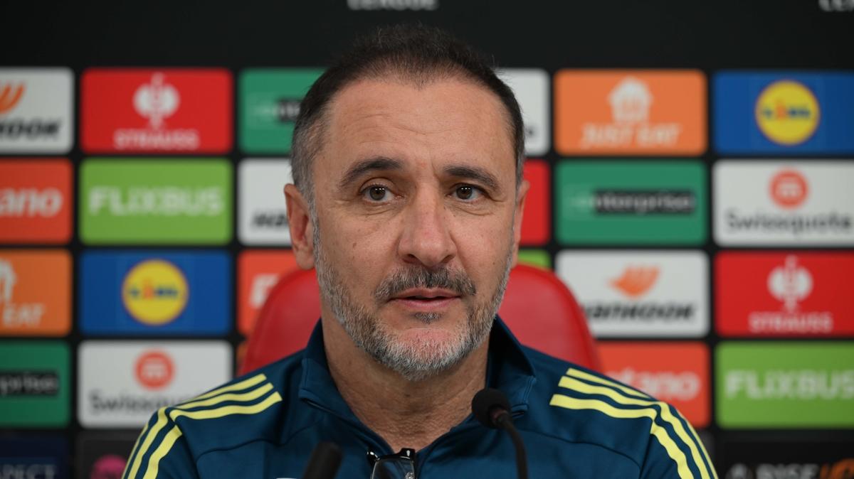 Fenerbah�e Nottingham Forest UEFA Avrupa Ligi foto�raflar� resimleri