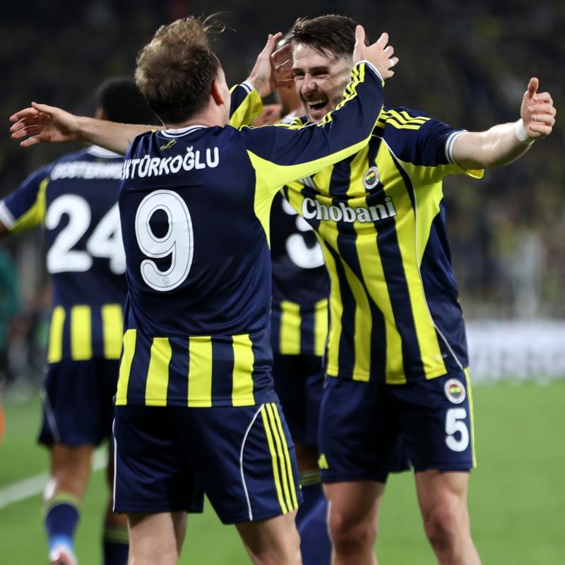 Fenerbah�e, Nottingham Forest deplasman�nda! ��te muhtemel 11...