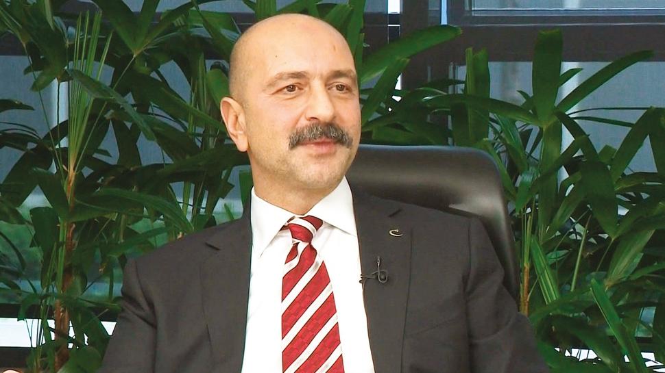 FET�'c� Ak�n �pek 235 bin sterlin �deyecek