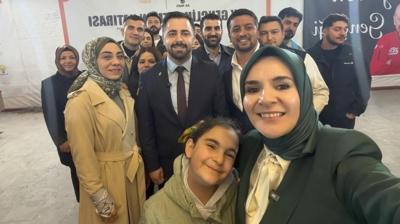 Bakan G�kta�'tan gen�lerle ilahi ziyafeti Ramazan �ad�r�nda samimi anlar