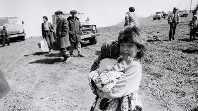 �nsanl�k tarihinin kara lekesi: Hocal� Katliam�'n�n kurbanlar� an�l�yor