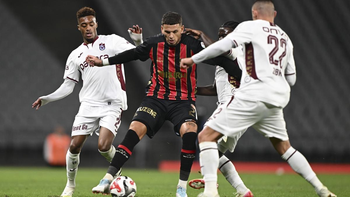 Trabzonspor Fatih Karag�mr�k S�per Lig foto�raflar� resimleri