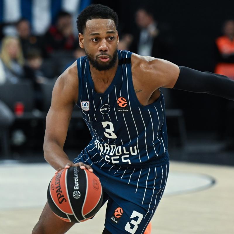 Anadolu Efes'ten a��klama! Maccabi Rapyd ma�� S�rbistan'da oynanacak