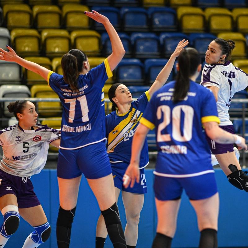 Hentbol Kad�nlar S�per Lig'de play-off ve play-out heyecan�