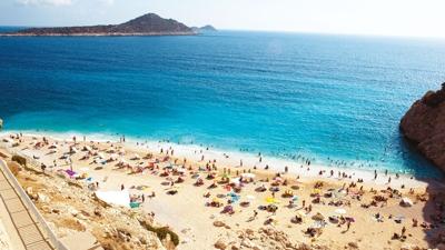 Turizmde d�rt bayram sevinci