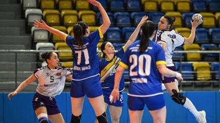 Hentbol Kad�nlar S�per Lig'de play-off ve play-out heyecan�