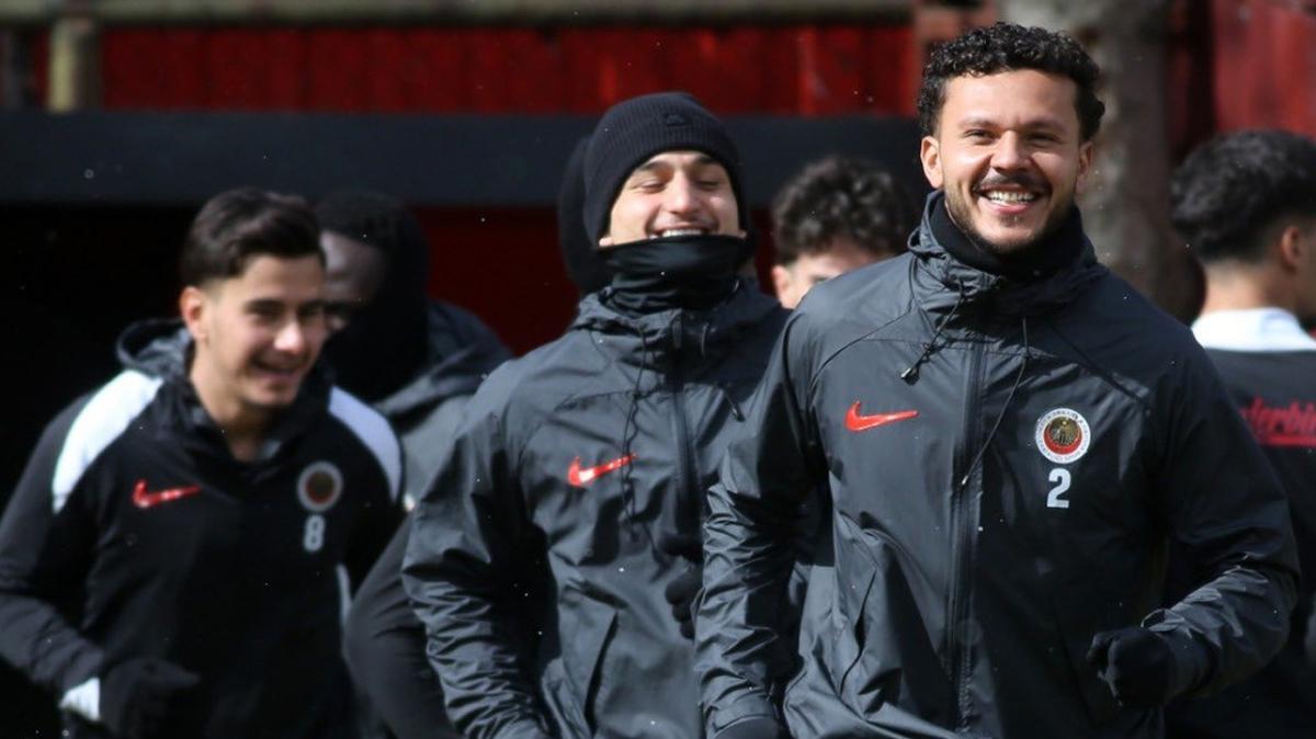 gen�lerbirli�i s�per lig kayserispor foto�raflar� resimleri