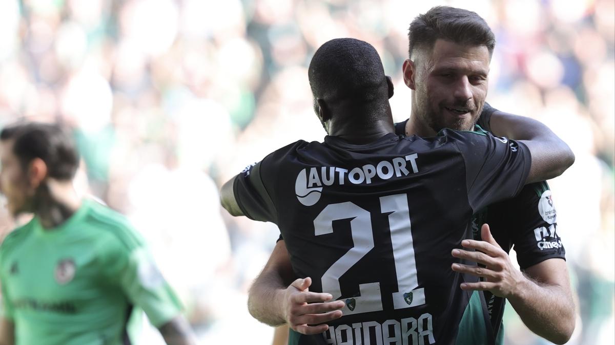 kocaelispor s�per lig be�ikta� foto�raflar� resimleri