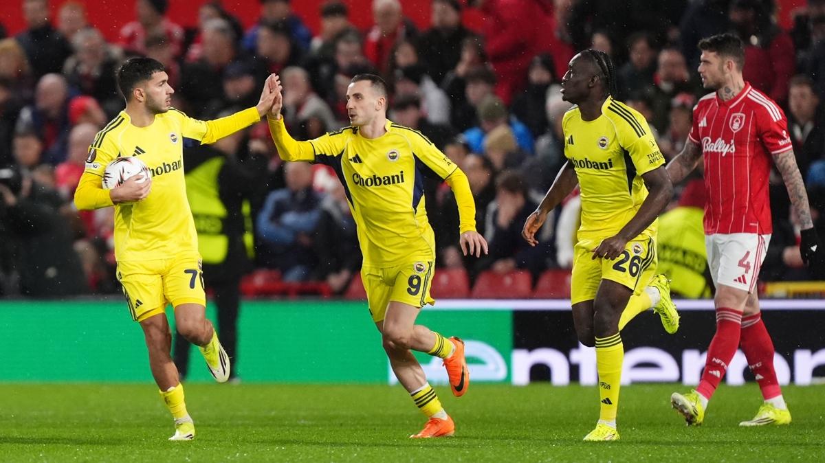nottingham forest fenerbah�e uefa avrupa ligi foto�raflar� resimleri