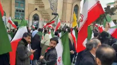 ABD-�srail Tahran'� vuruyor! �ranl�lar sokaklara d�k�ld�