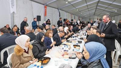 Halep'te 10 bin ki�iyle iftar