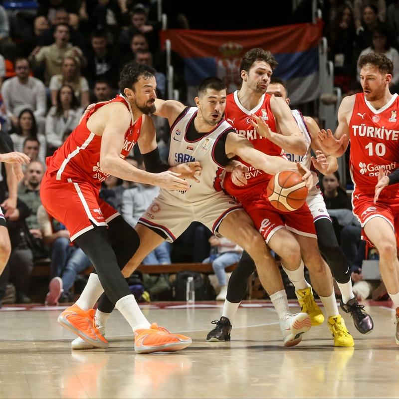 Bakan Bak: Katar'da olmak istiyoruz, �ocuklar�m�za inan�yoruz