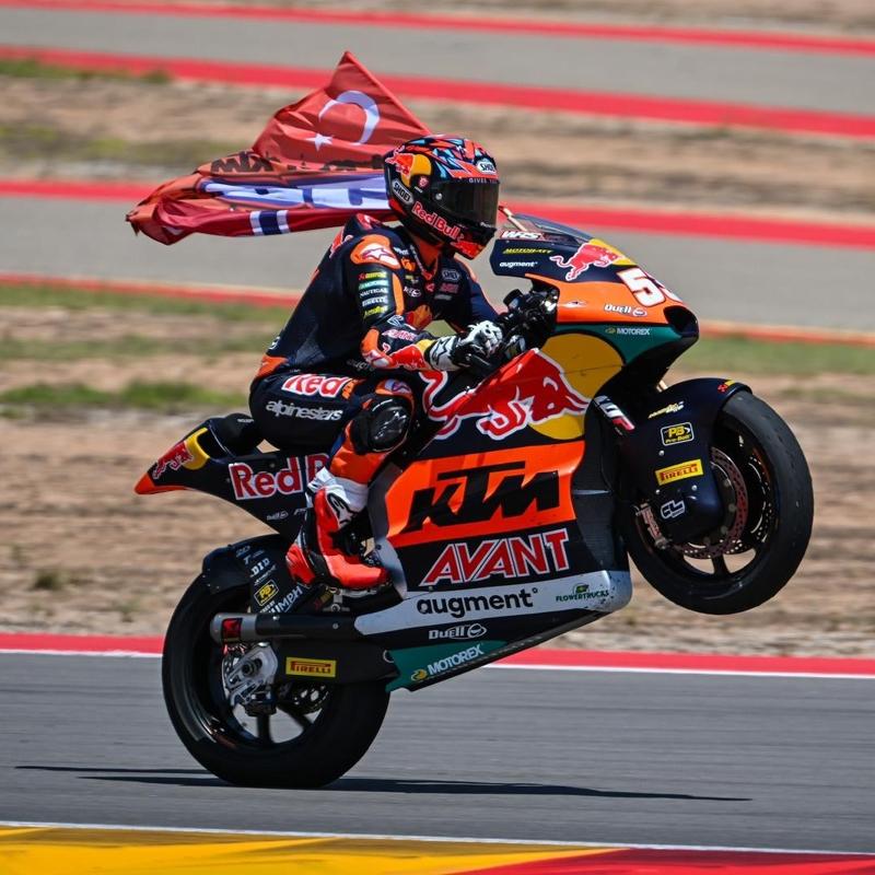 Moto2'de sezonun ilk yar���nda Deniz �nc�, 9. oldu