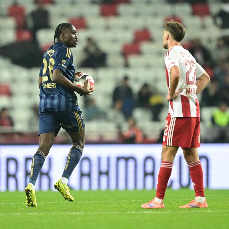 Sidiki Cherif, Fenerbah�e formas�yla ilk gol�n� att�