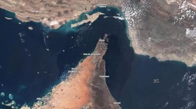 H�rm�z Bo�az� krizi: Petrol tankeri hedef al�nd�