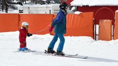 Tatilciler ak�n etti! Kars Sar�kam��'ta hafta sonu yo�unlu�u