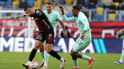 Kayserispor'dan ma� sonu tepki! �3 puan�m�z gasp edilmi�tir�