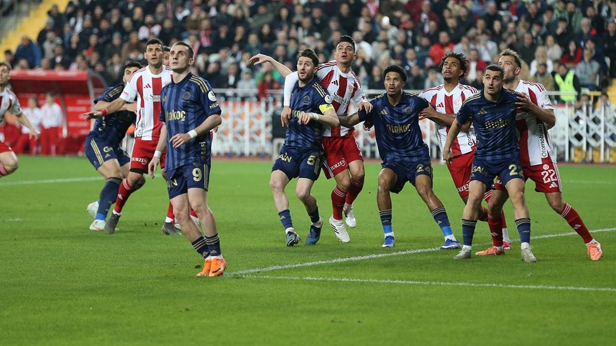 fenerbah�e antalyaspor s�per lig foto�raflar� resimleri