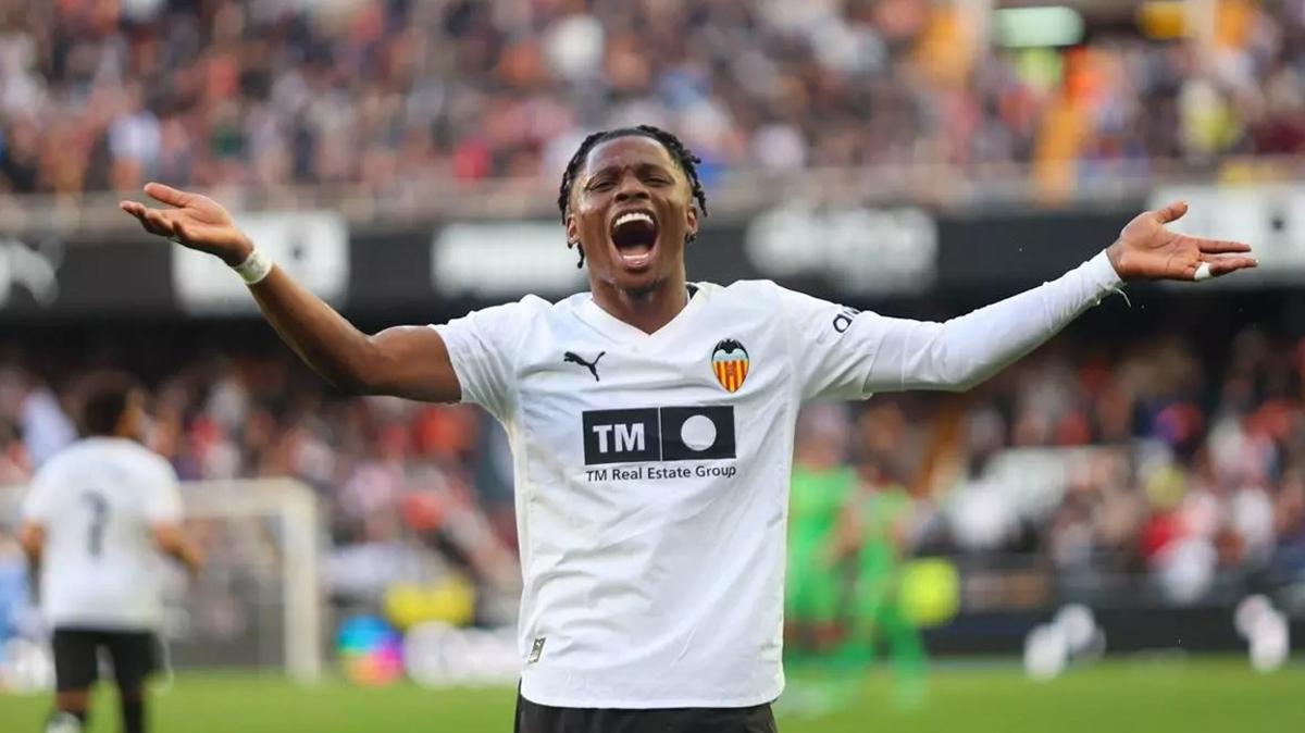 Valencia La Liga Osasuna foto�raflar� resimleri