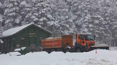 Bolu'nun do�a harikas� Abant G�l� Milli Park� bembeyaz!