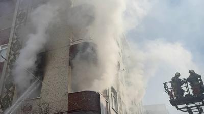 Mahalle aya�a kalkt�! Evini yakan �ah�s g�zalt�nda