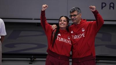 Yusuf Dikeç ve Şevval İlayda Tarhan'dan gümüş madalya