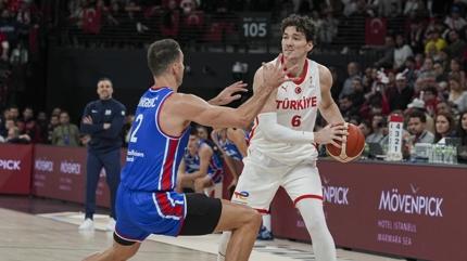 S�rbistan'� yine devirdik! 12 Dev Adam gruptan ��kmay� garantiledi