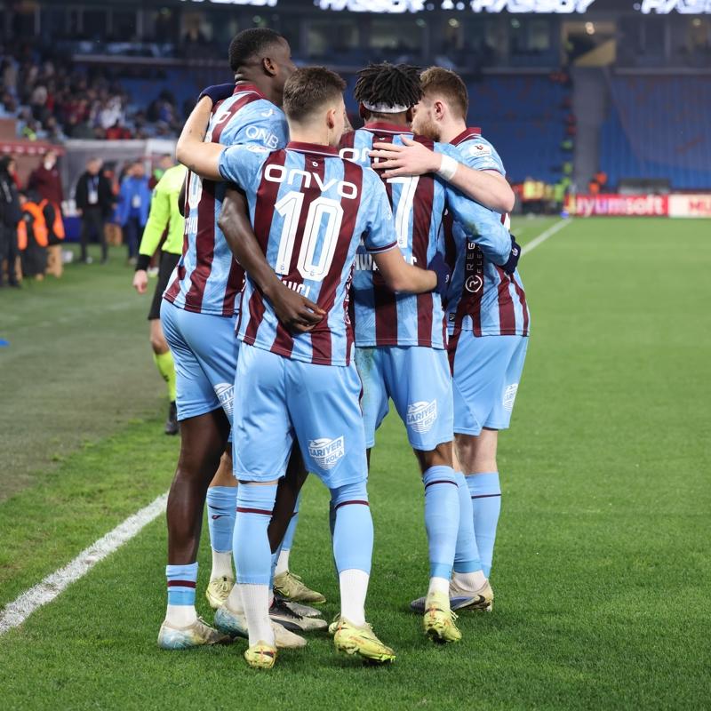 Trabzonspor, kupada deplasmanda Ba�ak�ehir ile kar��la�acak