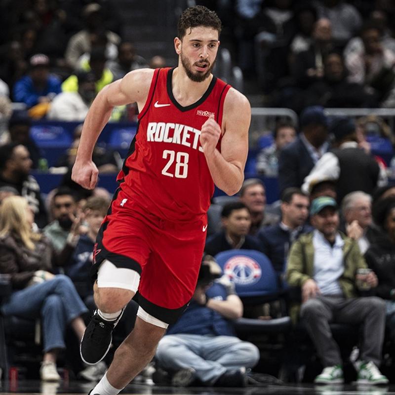 Alperen �eng�n Rockets'� ta��maya devam ediyor