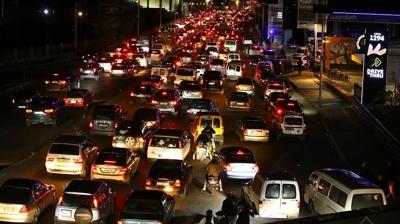 �srail'den L�bnan'da tahliye �a�r�s�: Binlerce ki�i g�� yolunda