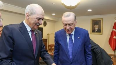 TBMM Ba�kan� Kurtulmu�, Ba�kan Erdo�an'a, S�rr� S�reyya �nder'le �ekilen bir foto�raf�n� takdim etti