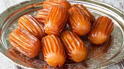 Tulumba tatl�s� tarifi: D��� ��t�r i�i yumu�ac�k! En pratik �erbetli tatl�