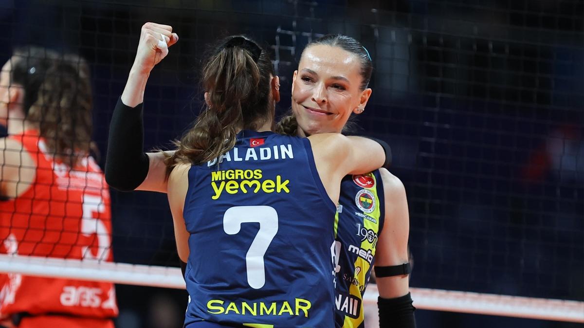 Fenerbah�e AXA Sigorta Voleybol Kupa D�rtl� Final foto�raflar� resimleri
