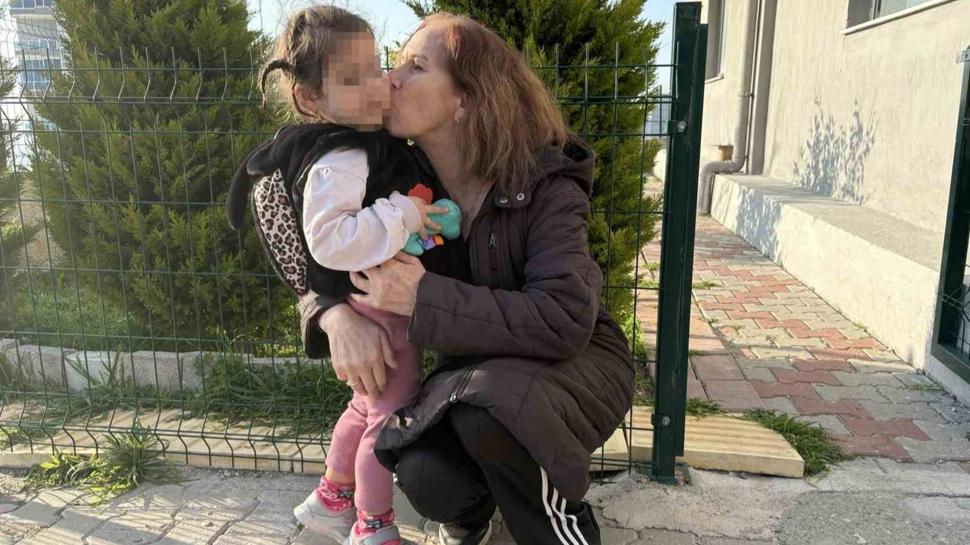 Bina bah�esinde k�pek deh�eti