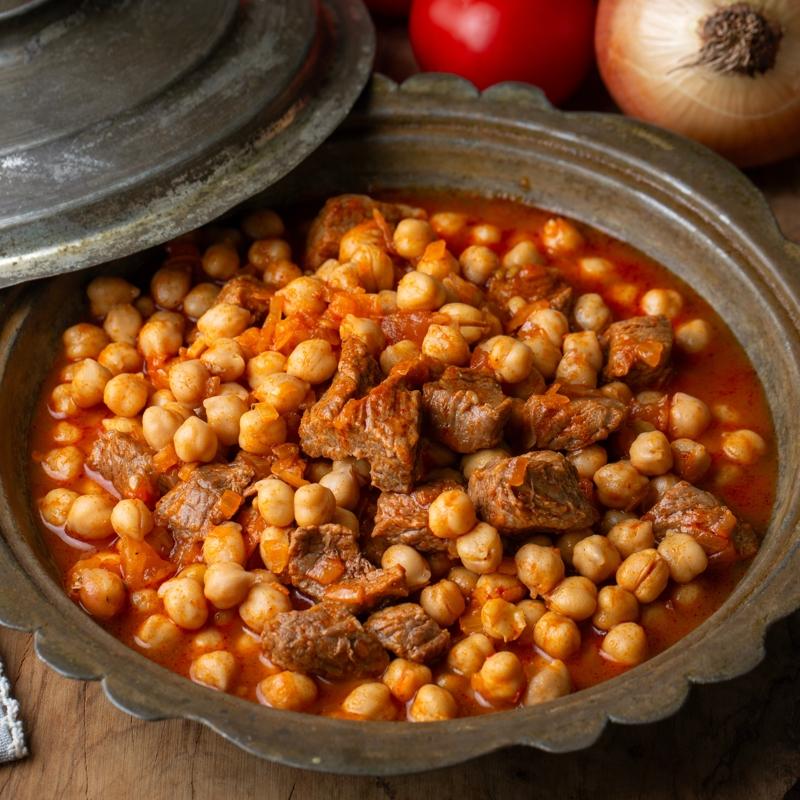 Etli nohut tarifi! 1 saatte pi�iyor, 5 dakikada iftar sofras�nda