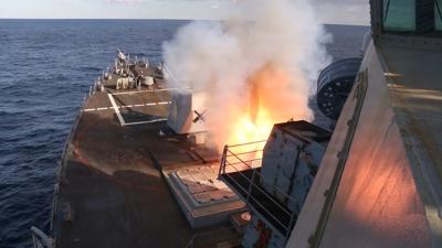 Hint Okyanusu'nda hedef al�nd�... �ran ABD destroyerini vurdu