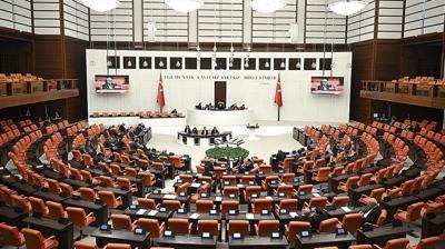 Sosyal medyaya ya� s�n�r� geliyor, do�um izni uzuyor... Kanun teklifi sunuldu