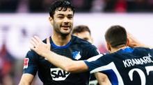 Ozan Kabak, Bundesliga'da ay�n oyuncusu �d�l�ne aday g�sterildi
