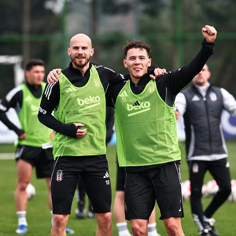 Be�ikta�, derbi mesaisine ba�lad�