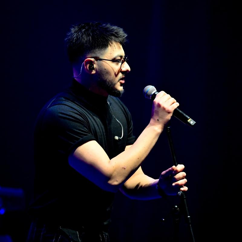 Evinde bay�lm��, sevenlerini korkutmu�tu! Semicenk'ten sa�l�k durumu hakk�nda a��klama