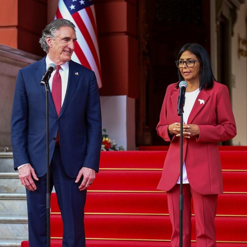 Maduro sonras� buzlar eriyor... Venezuela'dan ABD ile i� birli�i mesaj�