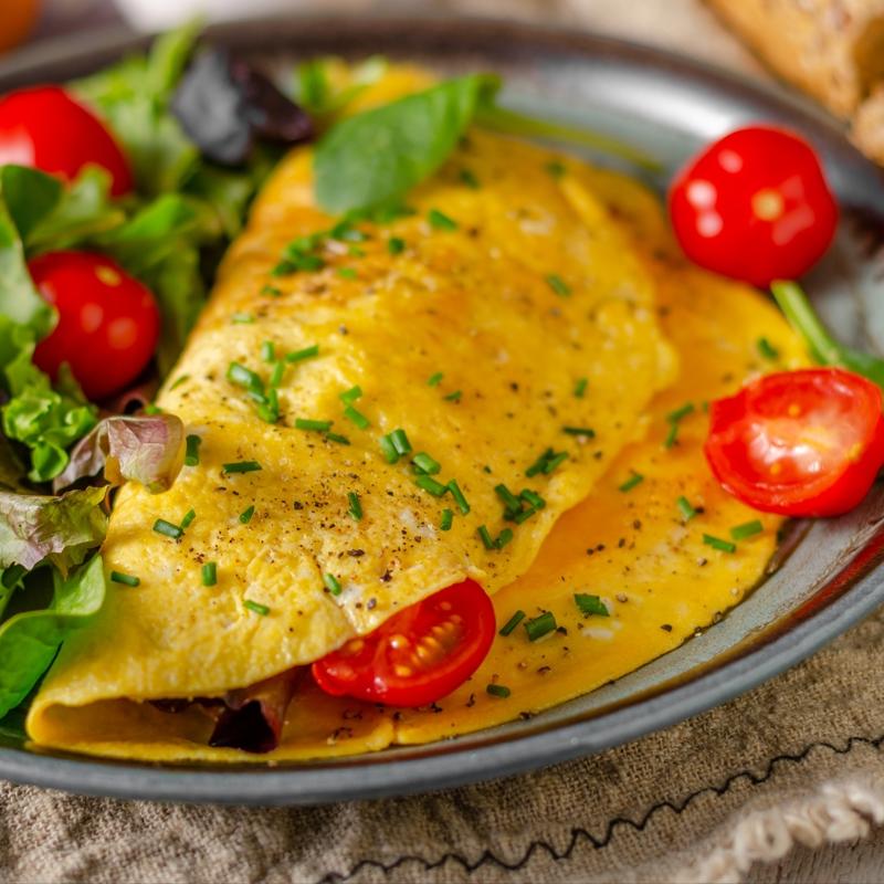 Sahurluk omlet tarifi: Mideyi yormuyor, karn� tok tutuyor