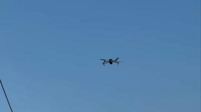 Emniyet �eridinde gidenler drona yakaland�