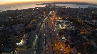 �stanbul'da trafik kilit! Yo�unluk y�zde 90'a ula�t�