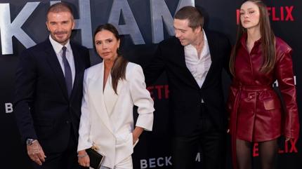 Kendilerini silen o�ullar�na k�yamad�!