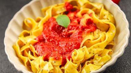 Parmak �s�rtan makarna sosu tarifi: 10 dakikada haz�r