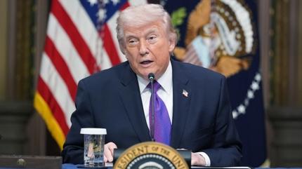 Trump'tan n�kleer silah mesaj�... ���lg�n ki�ilerin elinde k�t� �eyler ya�an�r�