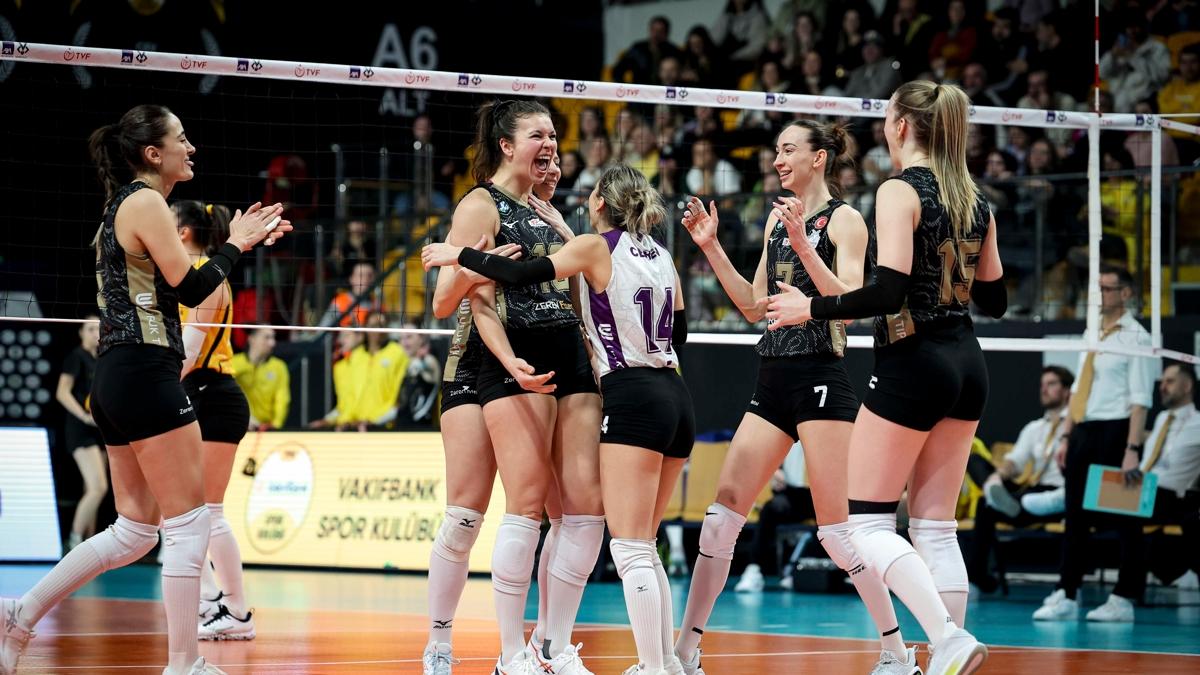 AXA Sigorta Kupa Voley D�rtl� Final Program foto�raflar� resimleri