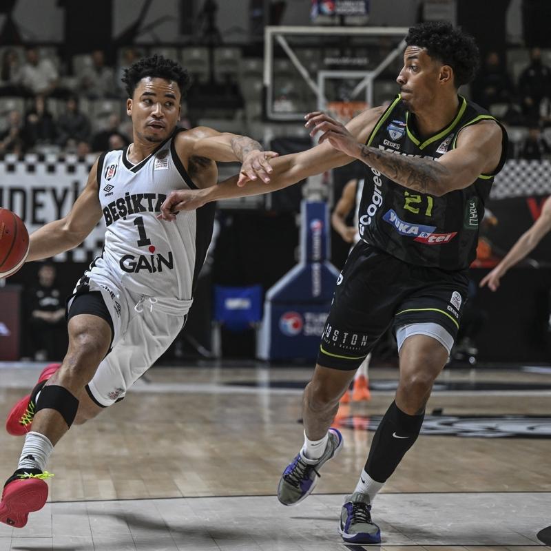 Be�ikta�, Merkezefendi'yi farkl� ge�ti