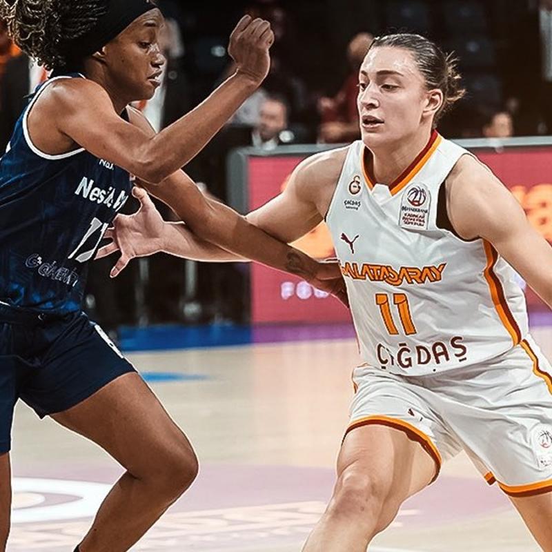 Galatasaray, �eyrek final serisine galibiyetle ba�lad�